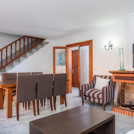 Casa Coronel Aloy Villa *